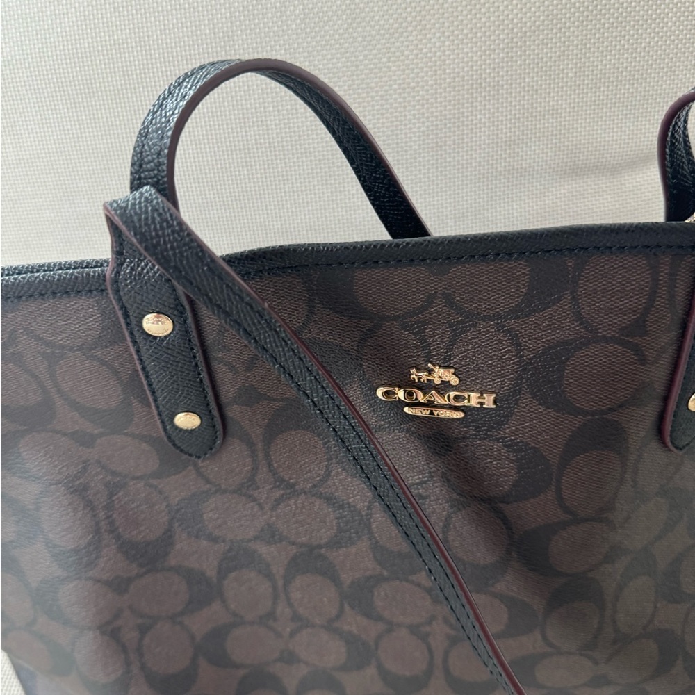 Coach tote - Picture 5 of 6